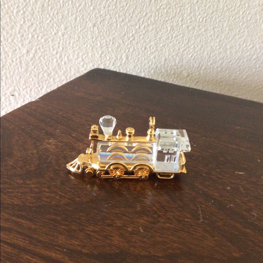 Swarovski train
